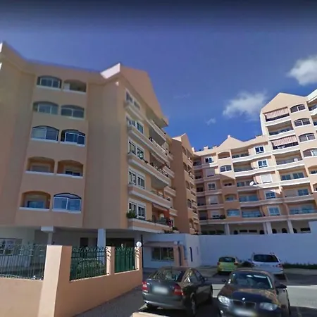 Cozy Studio At Carcavelos Beach Apartament *